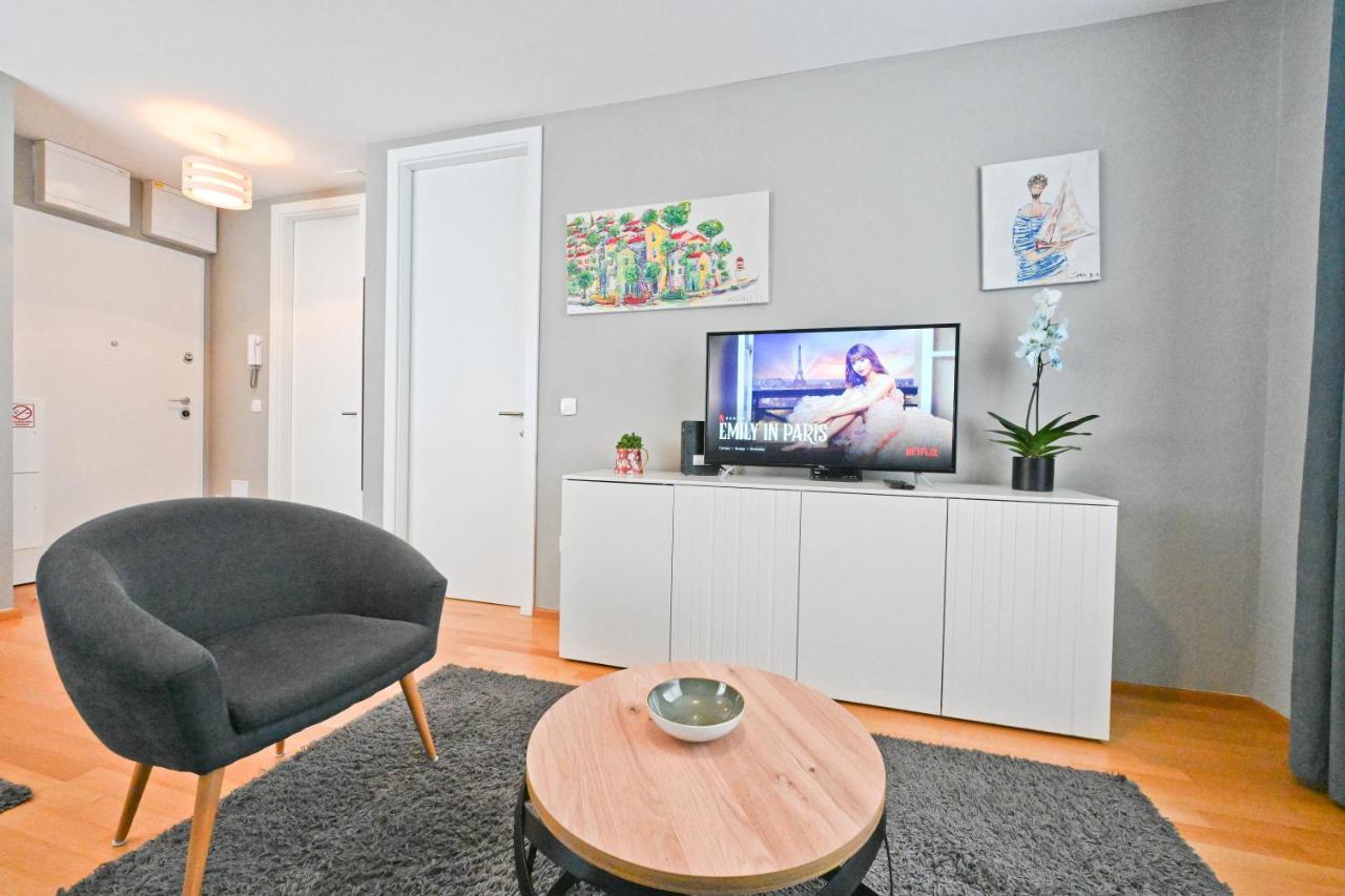 Apartman Zadar City Inn 2 & Free Private Parking Zewnętrze zdjęcie
